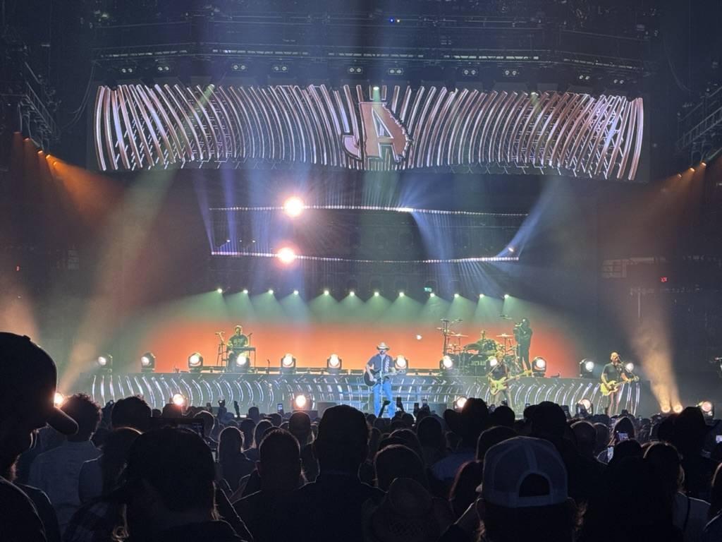 Jason Aldean Arena Show