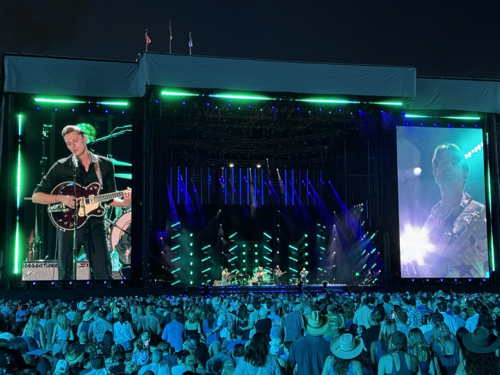 Outdoor Festival Show